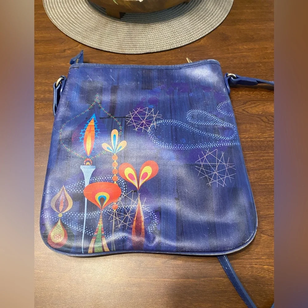 Jeon los Angeles Blue Crossbody Bag with Colorful Design - Picture 3 of 7